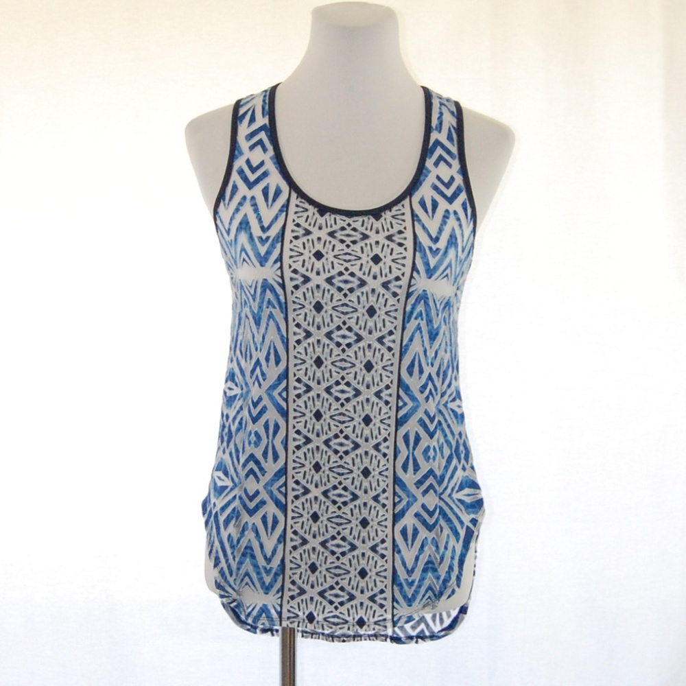 *FREE with purchase* Semi-Sheer Textured Blue Pattern High-Low Tank